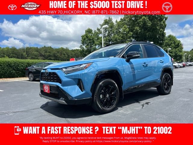 Used 2025 Toyota RAV4 XSE AWD/4WD image 1