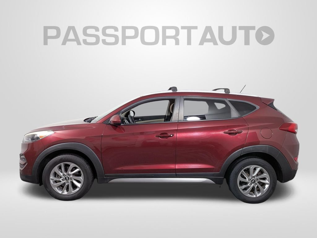 Used 2017 Hyundai Tucson SE w/ SE Popular Package 02 AWD/4WD image 2