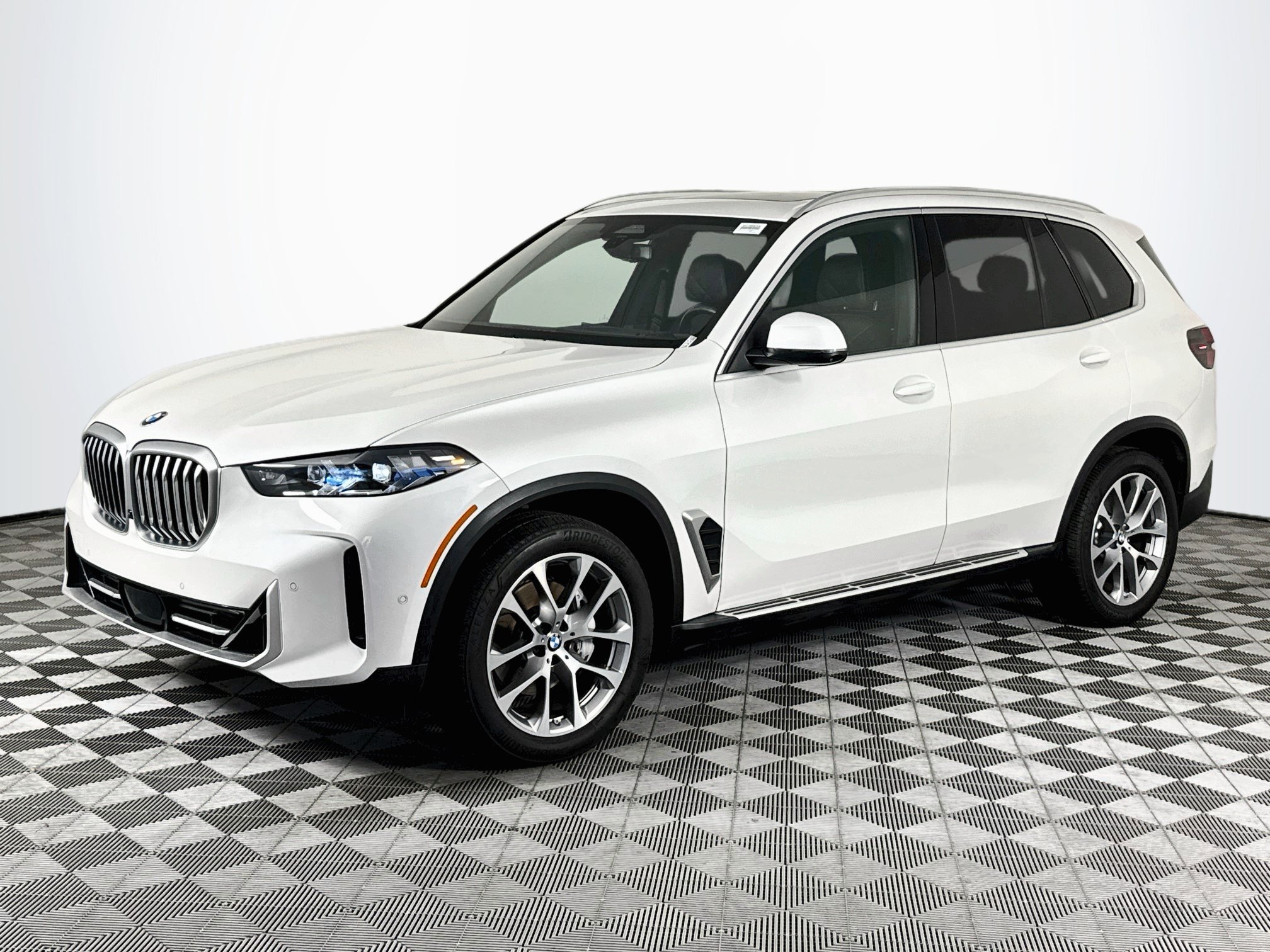 Used 2024 BMW X5 sDrive40i RWD image 38