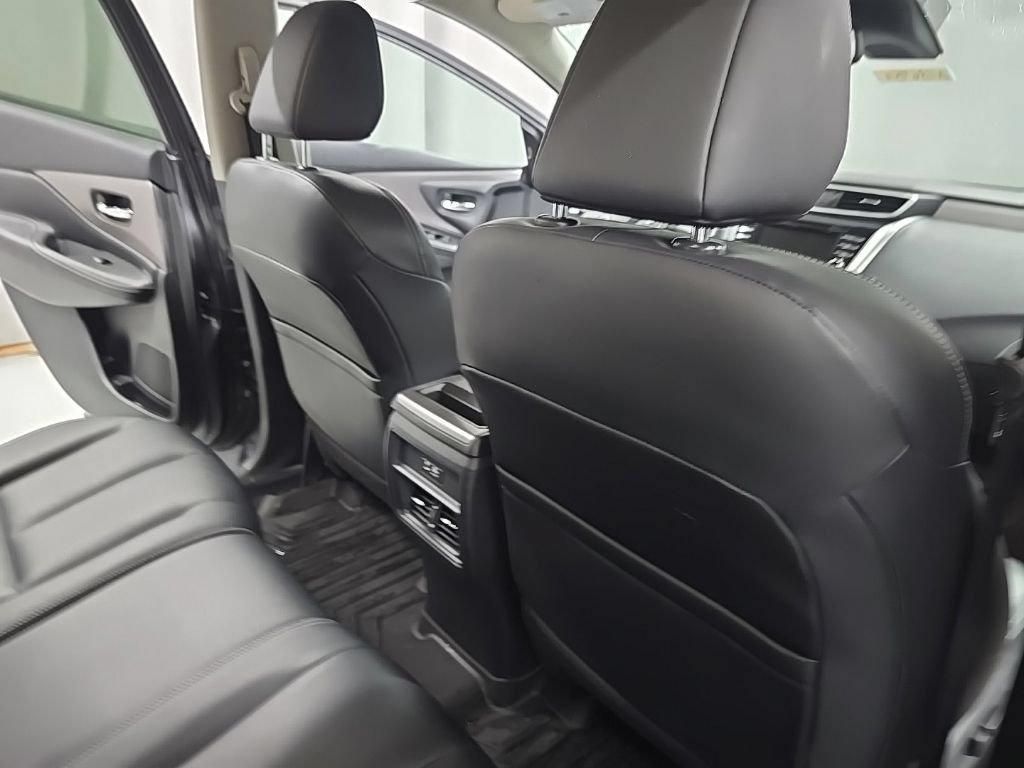 Used 2023 Nissan Murano SV w/ Cargo Package AWD/4WD image 23