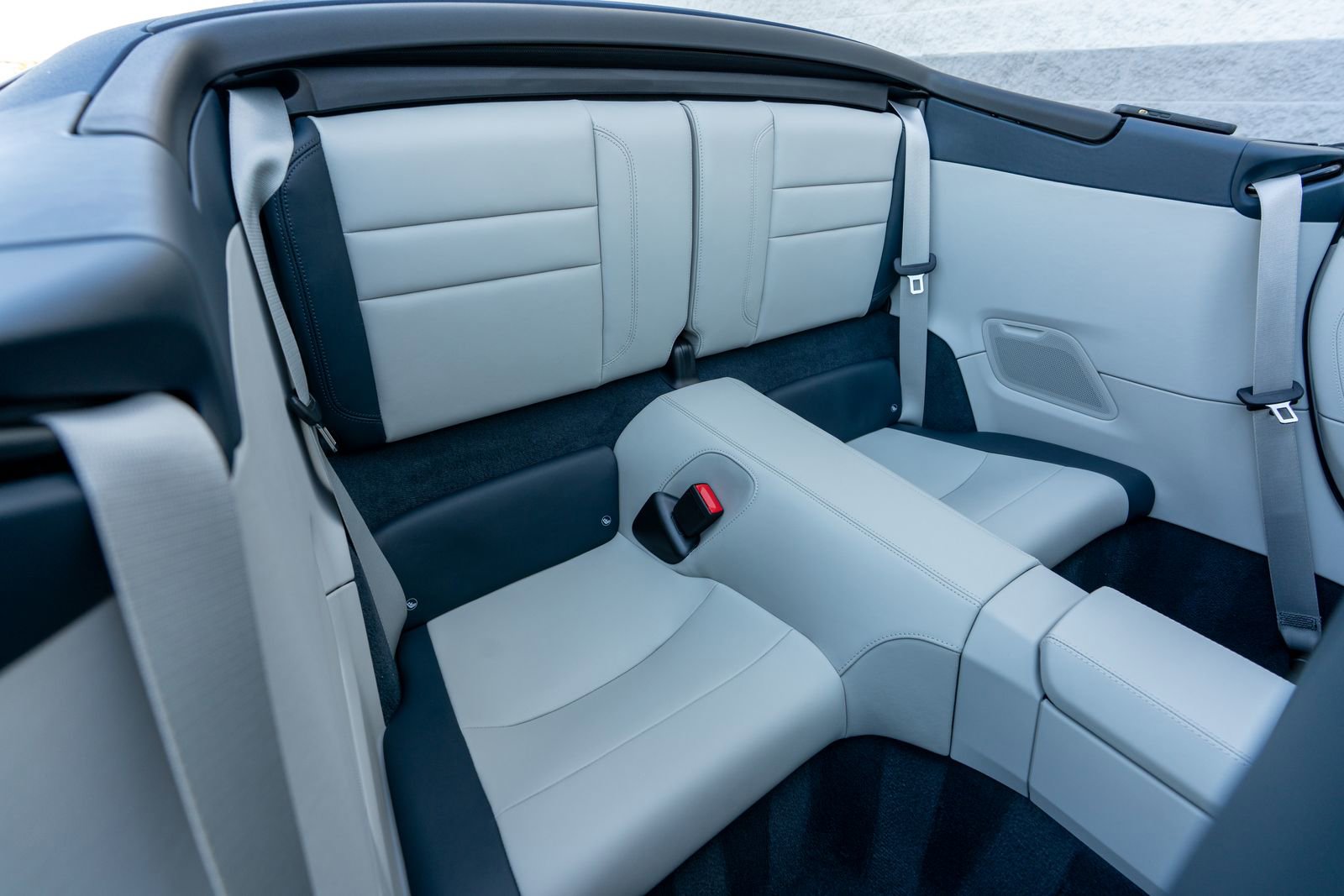 Used 2025 Porsche 911 Carrera image 42