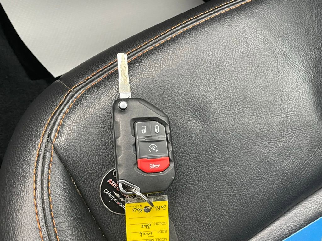 Used 2022 Jeep Gladiator Mojave w/ Cold Weather Group image 33