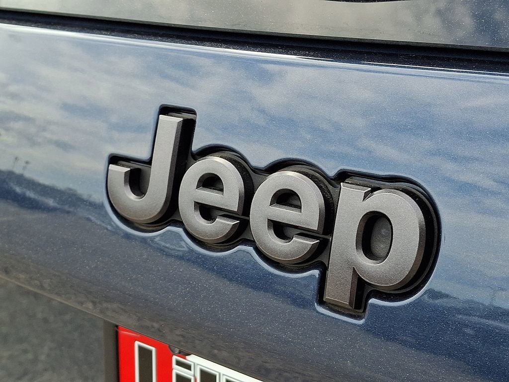 Used 2021 Jeep Cherokee Latitude Lux 80th Anniv w/ Quick Order Package 26U 80TH AWD/4WD image 32