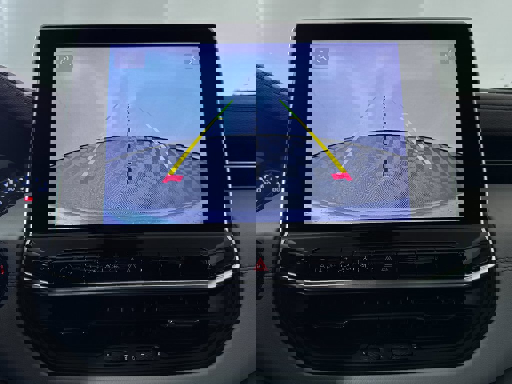 Used 2022 Jeep Compass Limited image 16