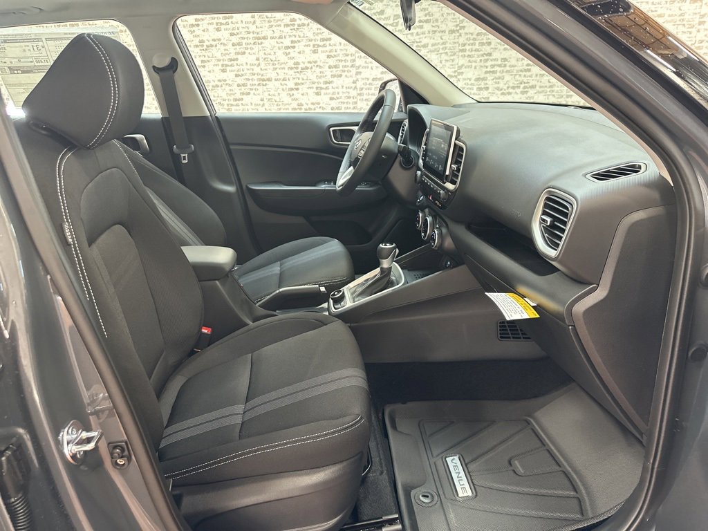 New 2026 Hyundai Venue SEL image 11