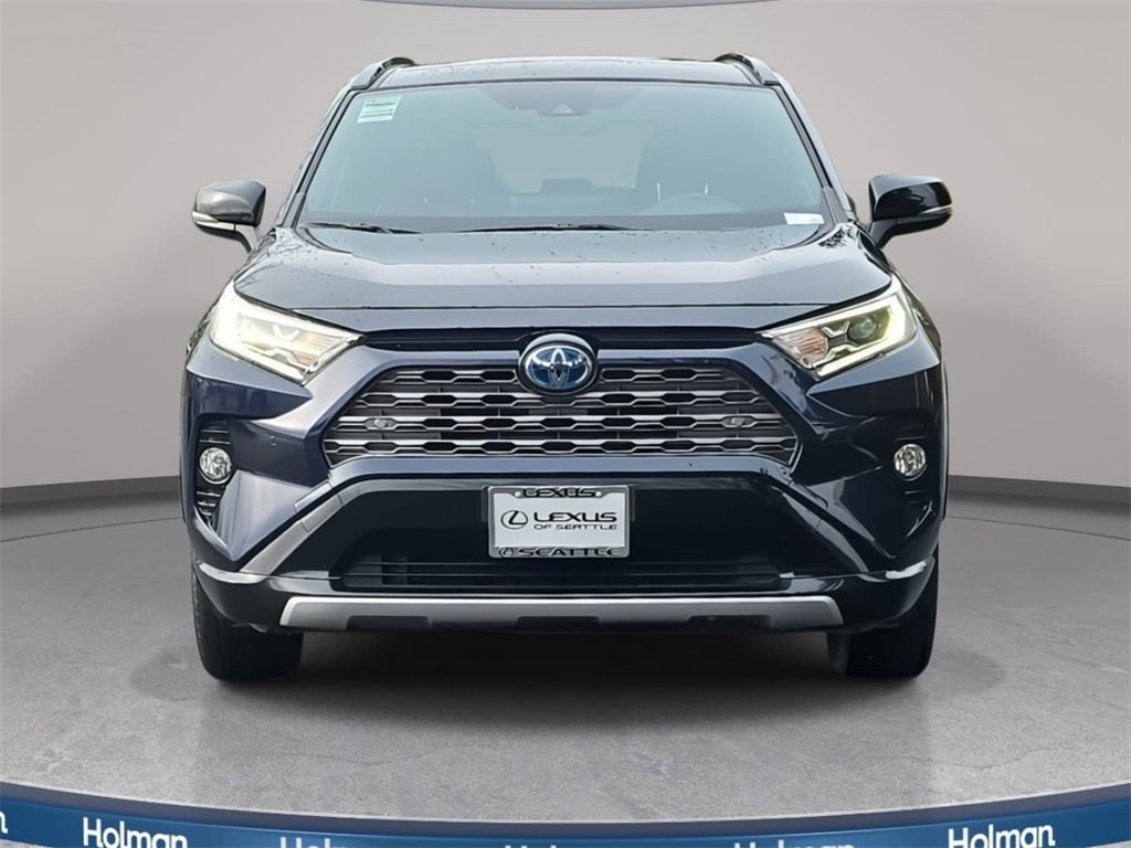 Used 2019 Toyota RAV4 XSE image 3