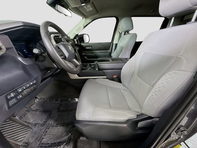 Used 2024 Toyota Tundra SR5 w/ SR5 Convenience Package AWD/4WD image 19