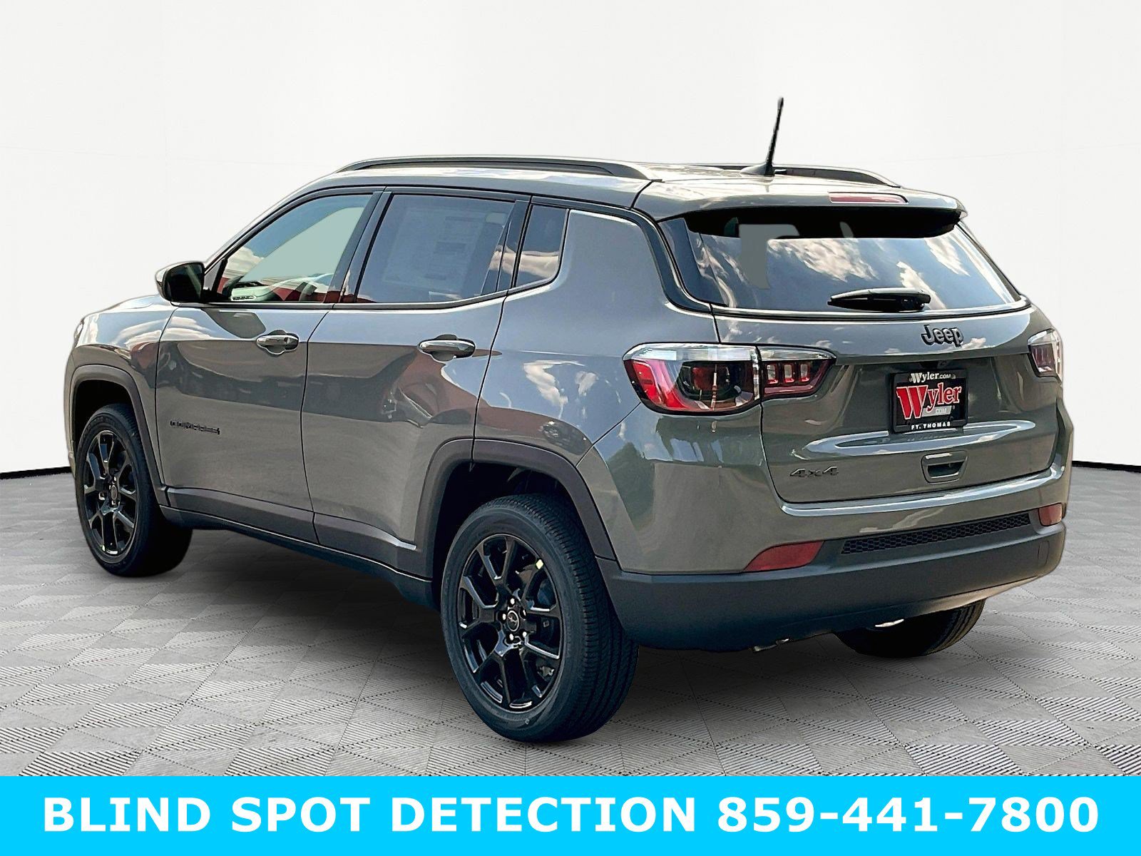 New 2026 Jeep Compass Latitude AWD/4WD image 4