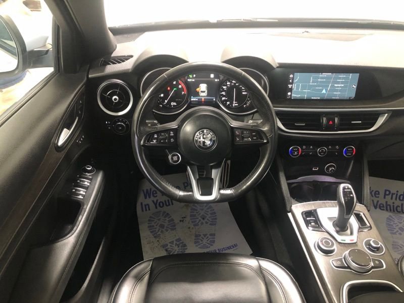 Used 2022 Alfa Romeo Stelvio Ti w/ Active Assist Plus Package image 32