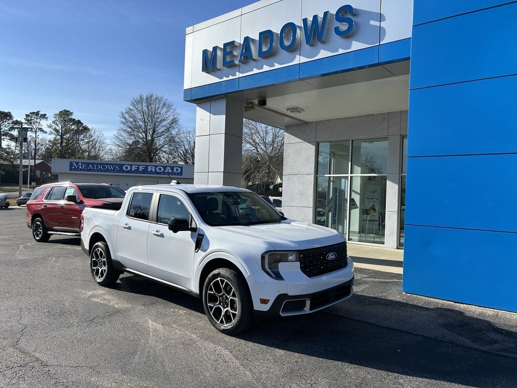 Used 2025 Ford Maverick Lariat w/ 4K Tow Package image 1