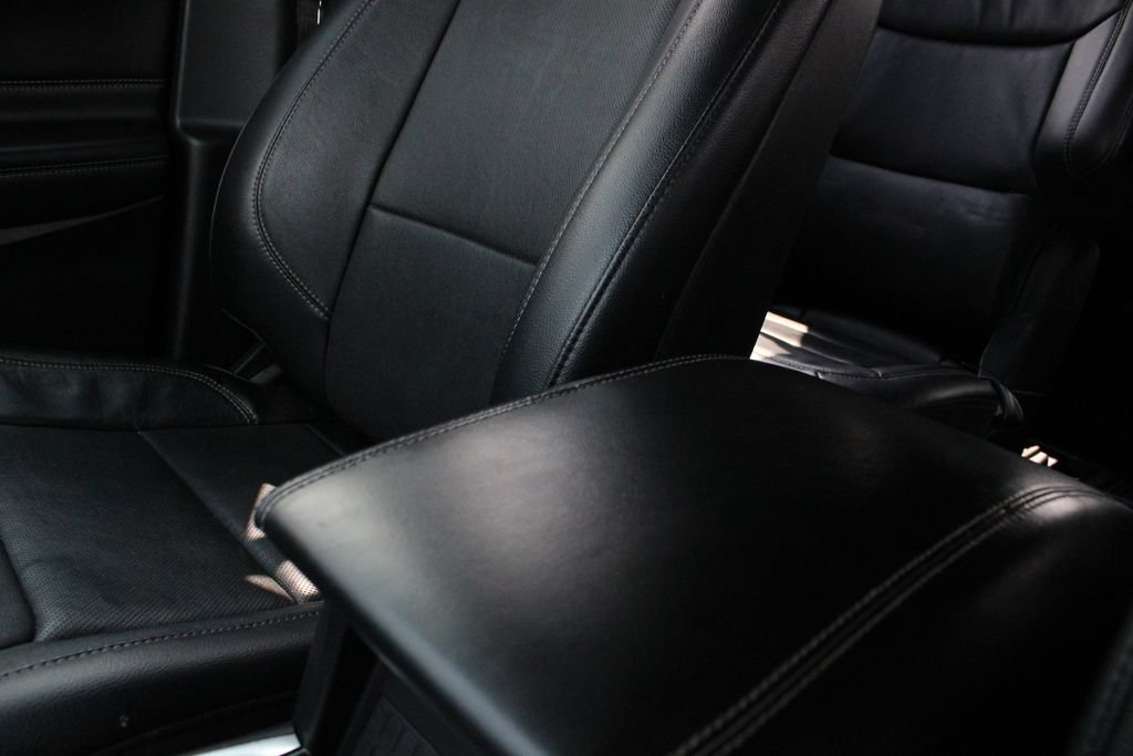 Used 2020 Ford Explorer Limited AWD/4WD image 20