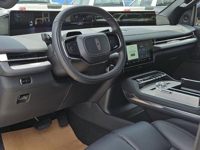 New 2026 Lincoln Navigator Reserve w/ Jet Appearance Package AWD/4WD image 21
