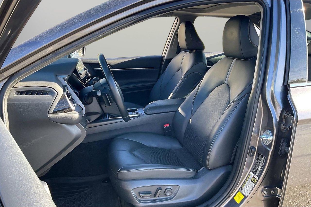 Used 2023 Toyota Camry XSE w/ Cold Weather Package image 22