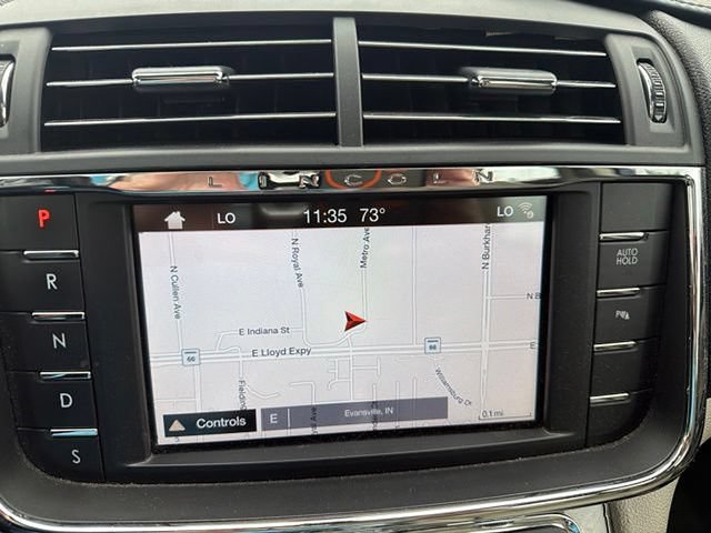 Used 2017 Lincoln Continental Reserve AWD/4WD image 16