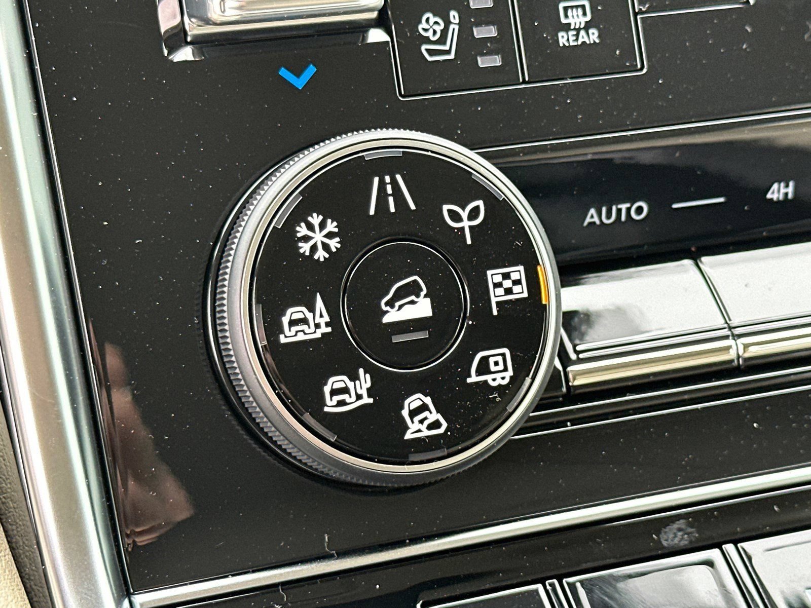 New 2026 Nissan Armada Platinum Reserve AWD/4WD image 38