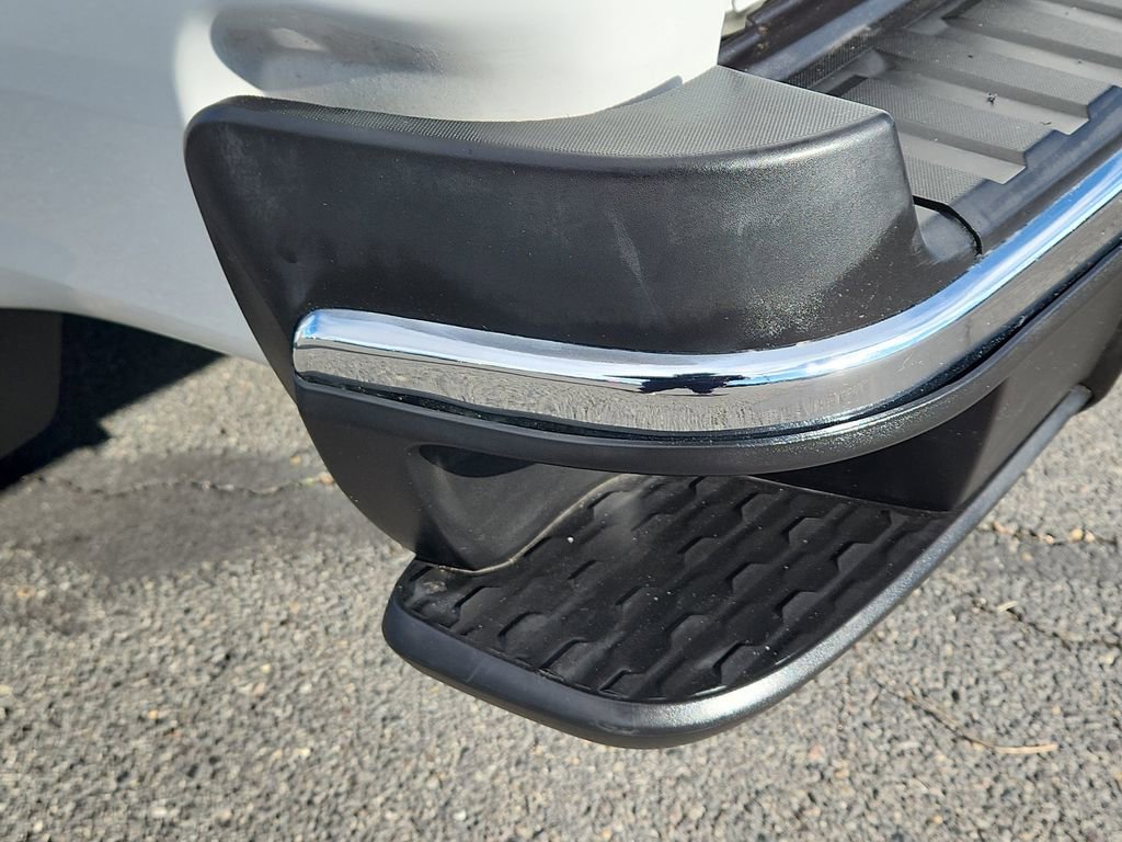 Used 2020 GMC Canyon SLE w/ Elevation Edition image 24