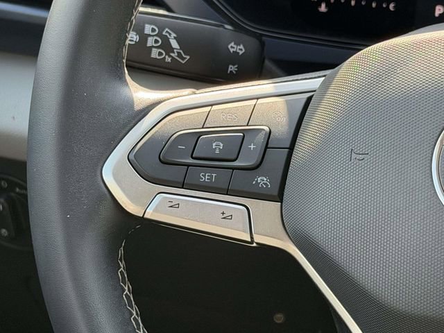 Used 2022 Volkswagen Taos SE w/ IQ.Drive SE Package image 19