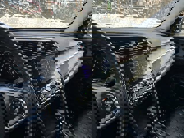 Used 2016 Honda Civic Touring image 27