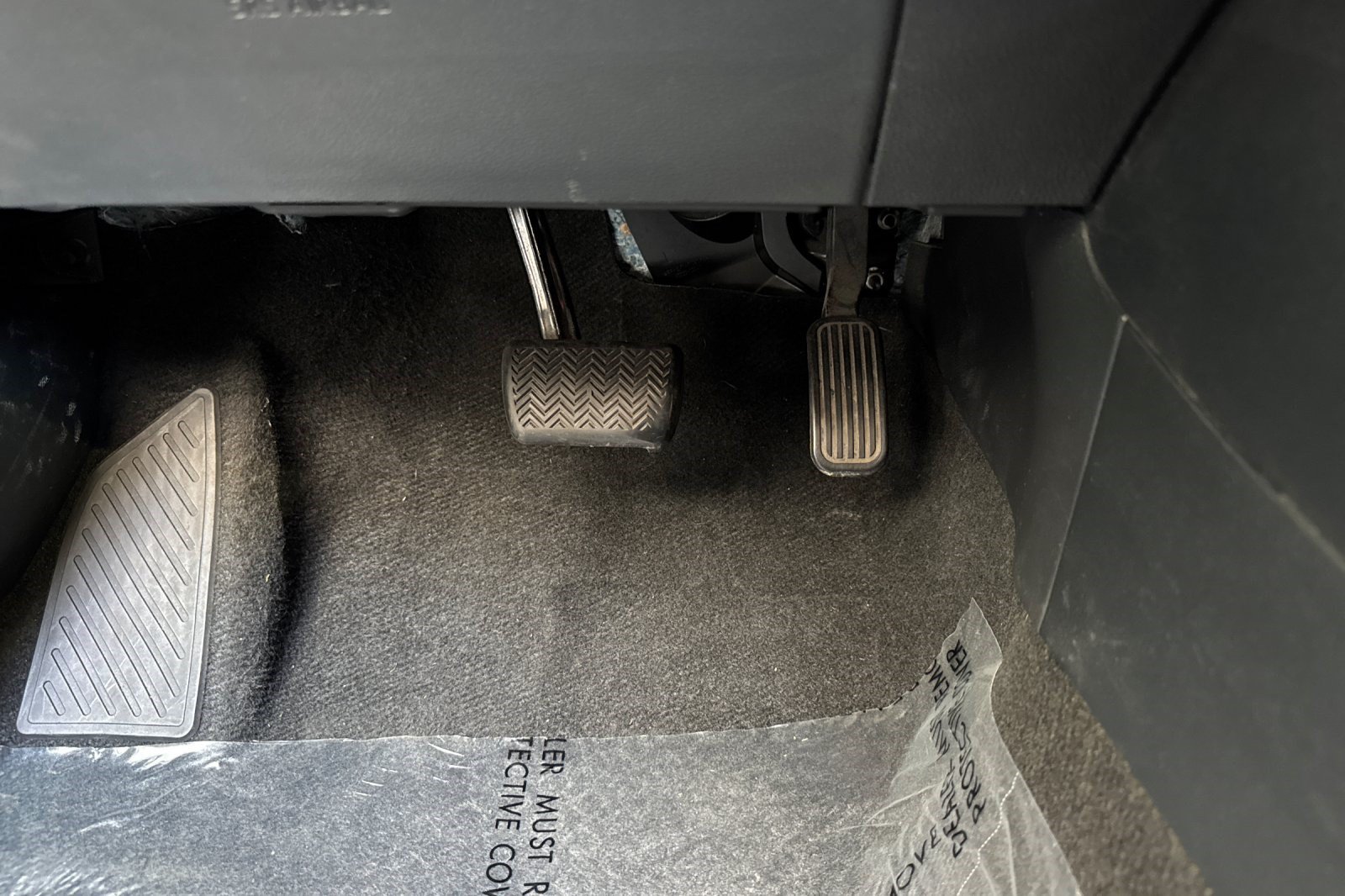 Used 2023 Toyota Corolla SE w/ Carpet Mat Package (TMS) FWD image 39