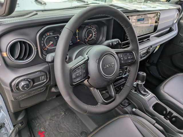 New 2025 Jeep Gladiator Sport image 14