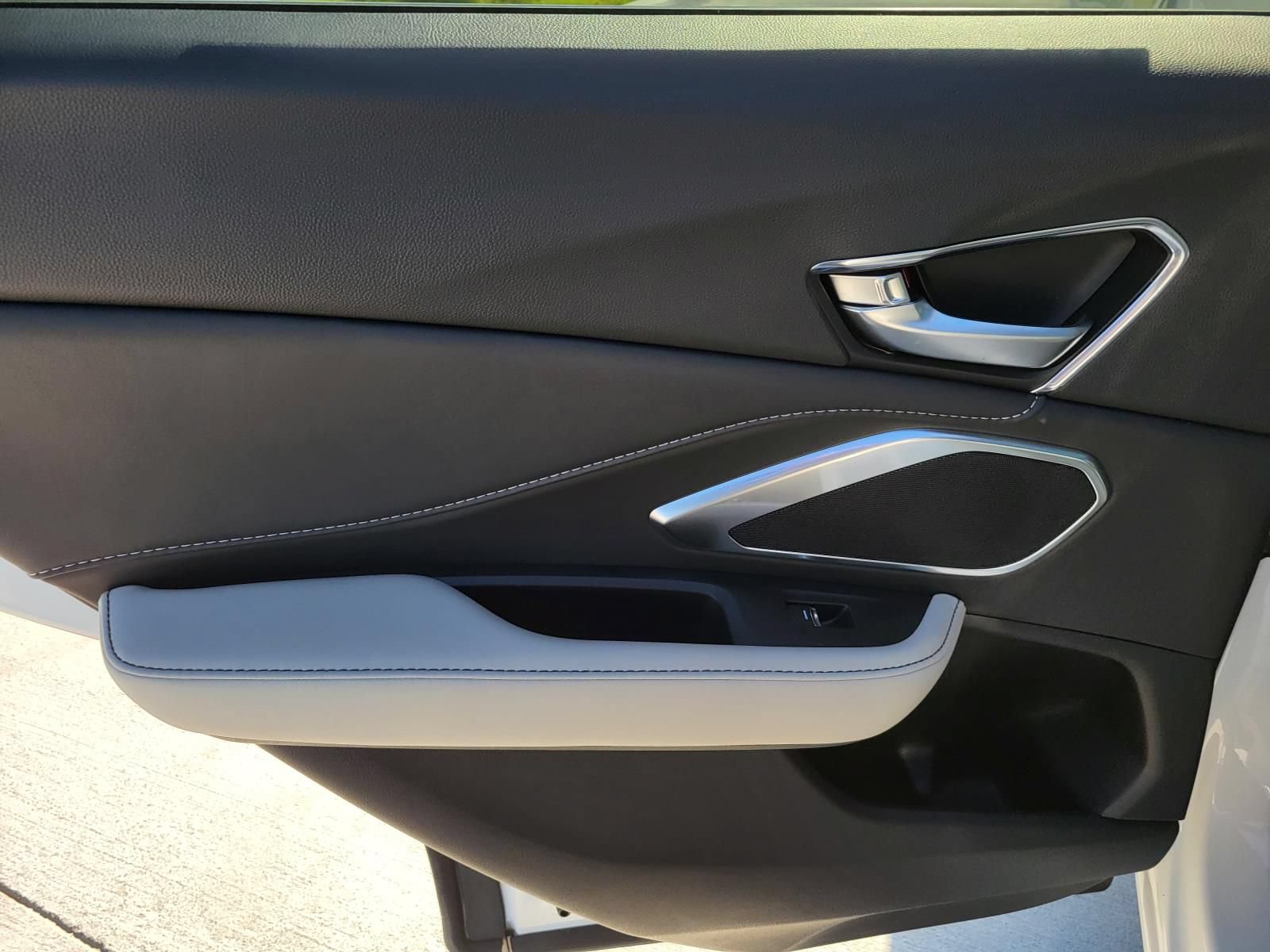 New 2026 Acura RDX SH-AWD image 12
