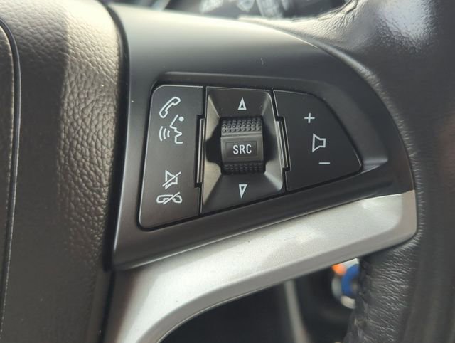 Used 2021 Chevrolet Trax LT w/ LT Convenience Package image 14