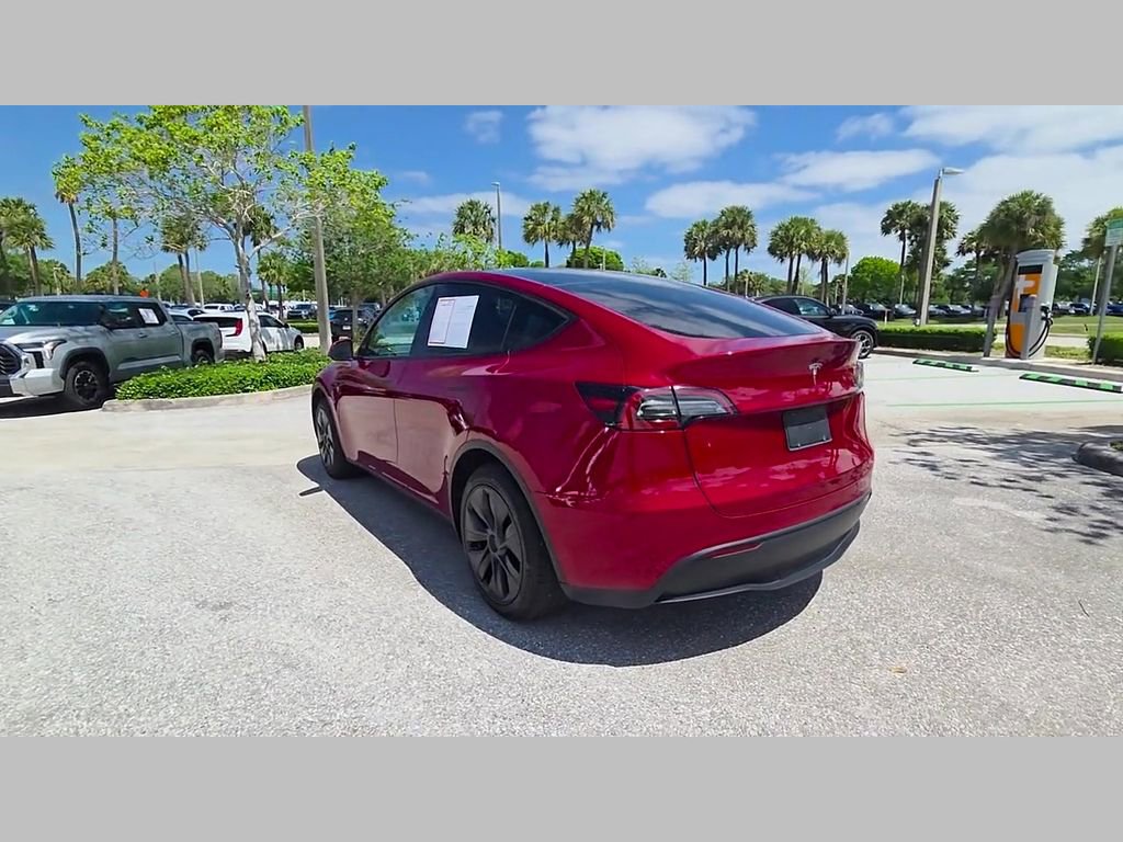 Used 2024 Tesla Model Y Long Range image 42