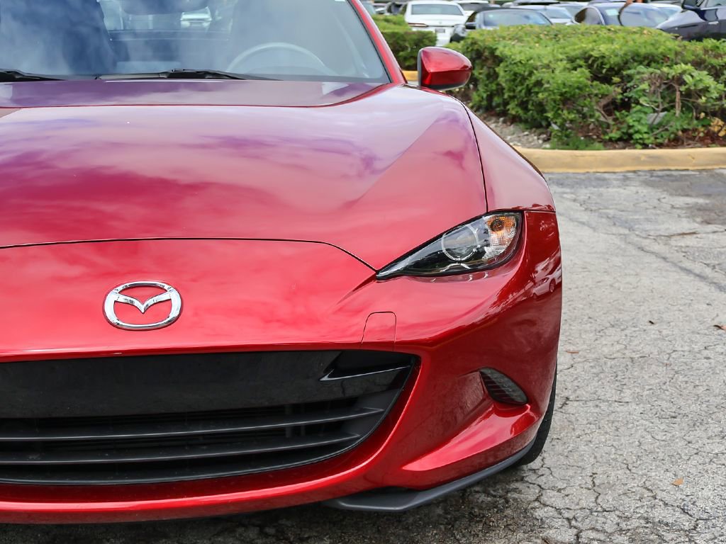 Used 2022 MAZDA MX-5 Miata RF Grand Touring RWD image 12