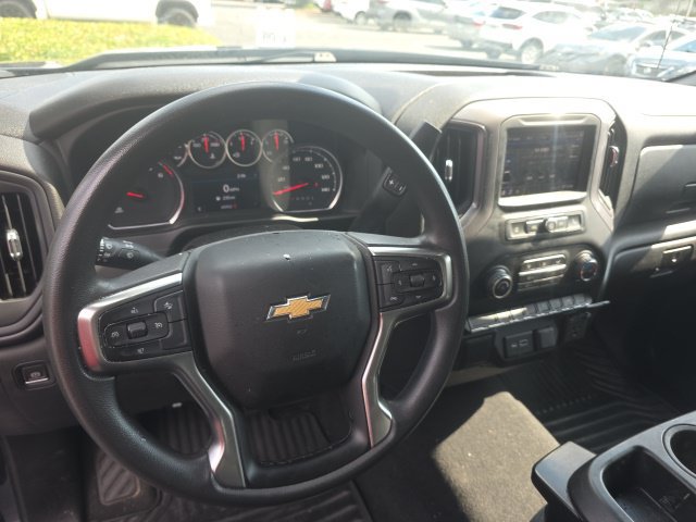 Used 2022 Chevrolet Silverado 1500 Custom w/ Safety Confidence Package RWD image 10