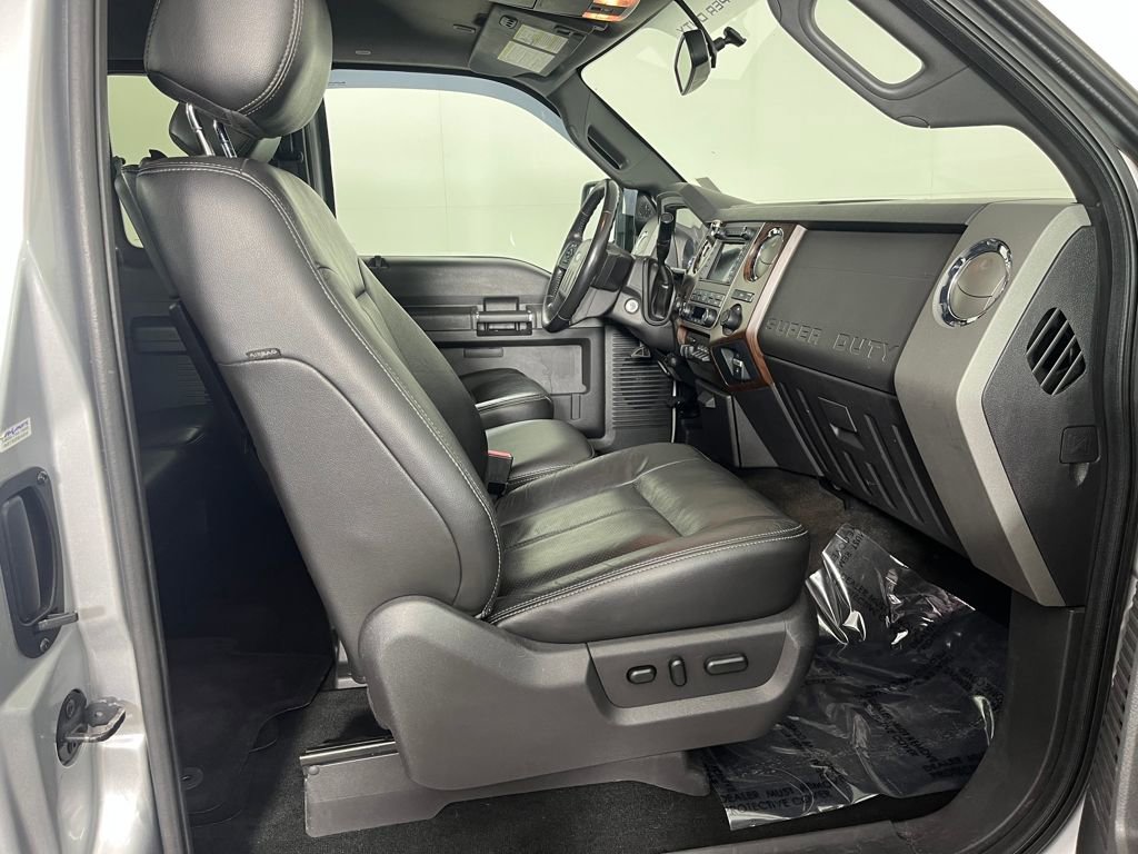 Used 2012 Ford F350 Lariat w/ Chrome Pkg image 17