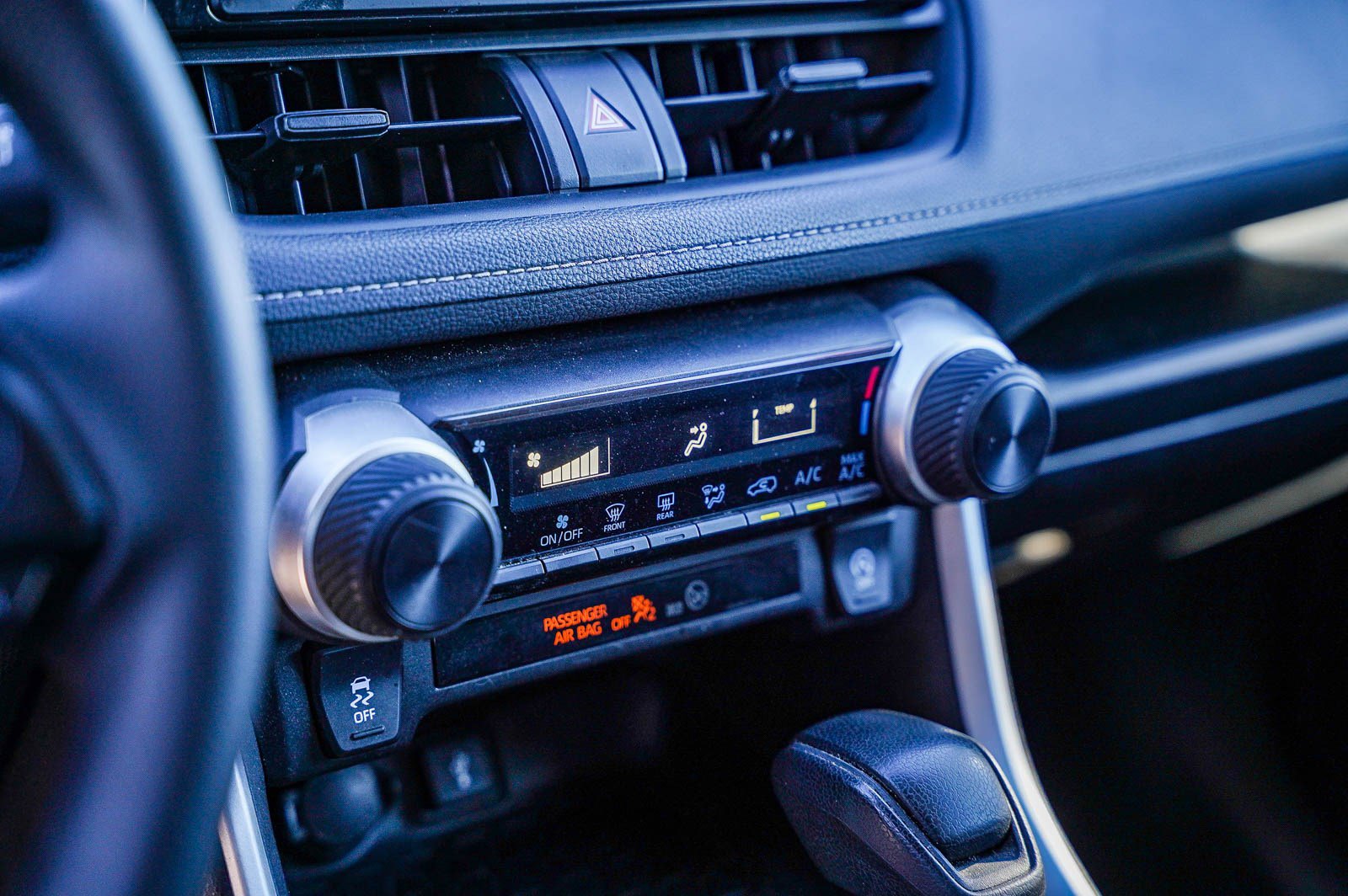 Certified 2020 Toyota RAV4 LE image 23