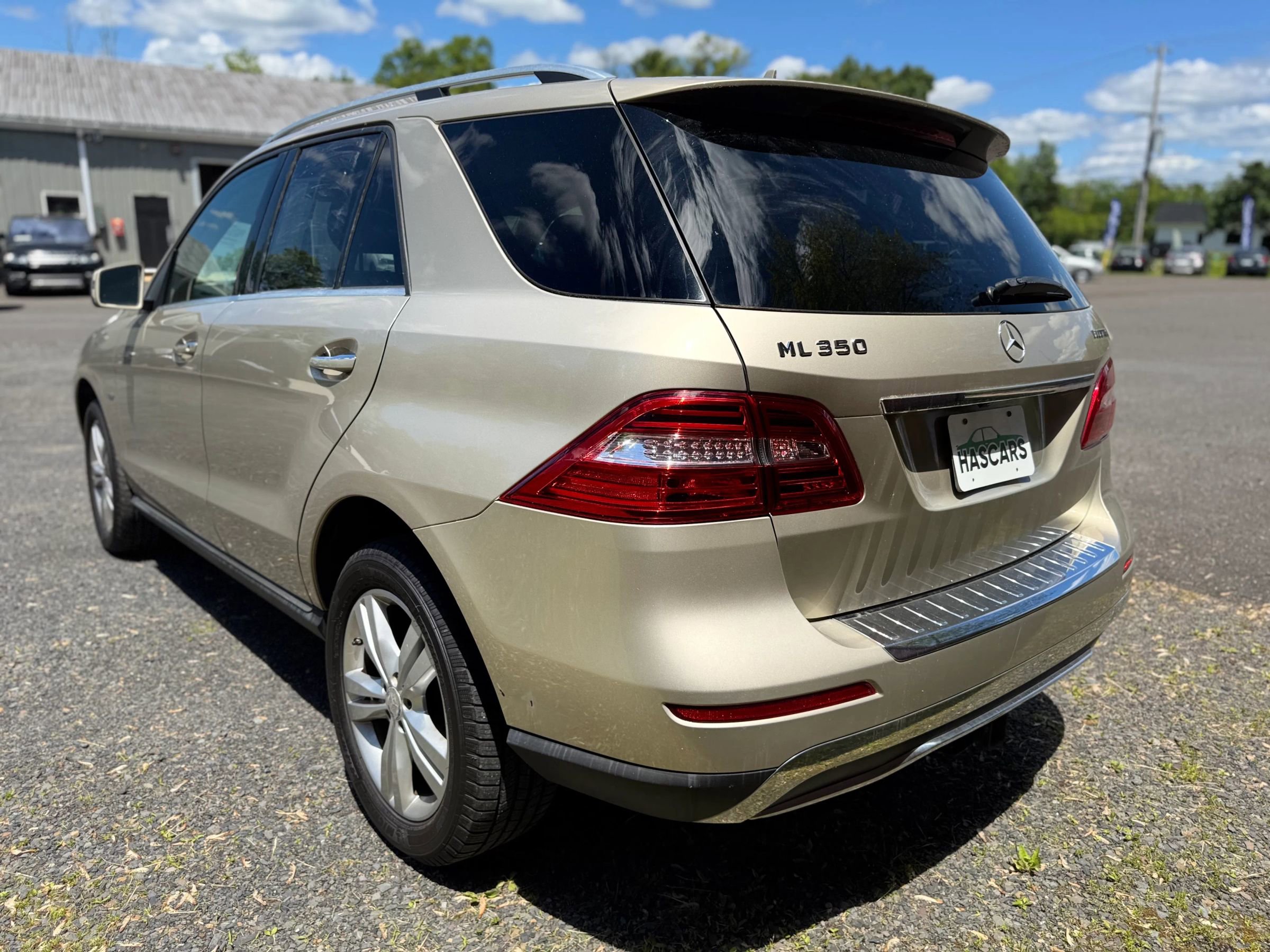 Used 2012 Mercedes-Benz ML 350 BlueTEC 4MATIC image 11