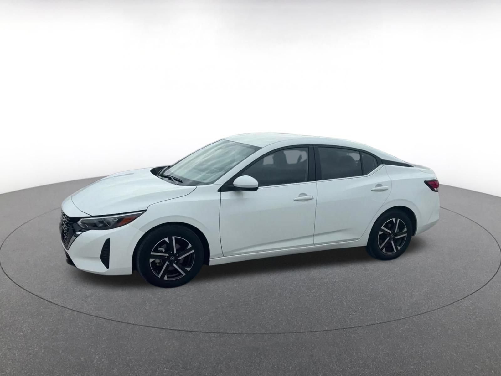 Used 2025 Nissan Sentra SV FWD image 8