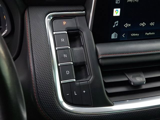 Used 2022 Chevrolet Suburban RST w/ Sport Performance Package image 13