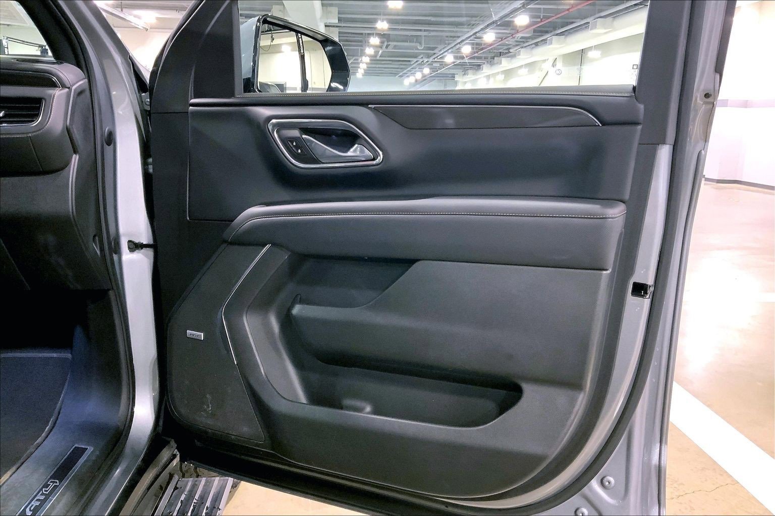 Used 2023 GMC Yukon XL AT4 image 22