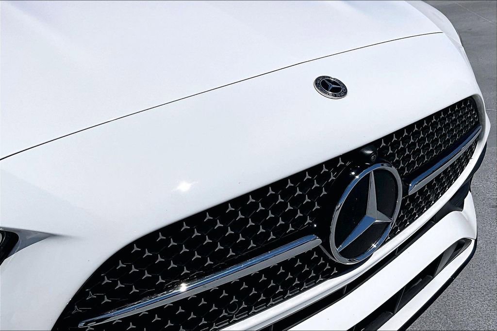 Used 2023 Mercedes-Benz C 300 Sedan image 31