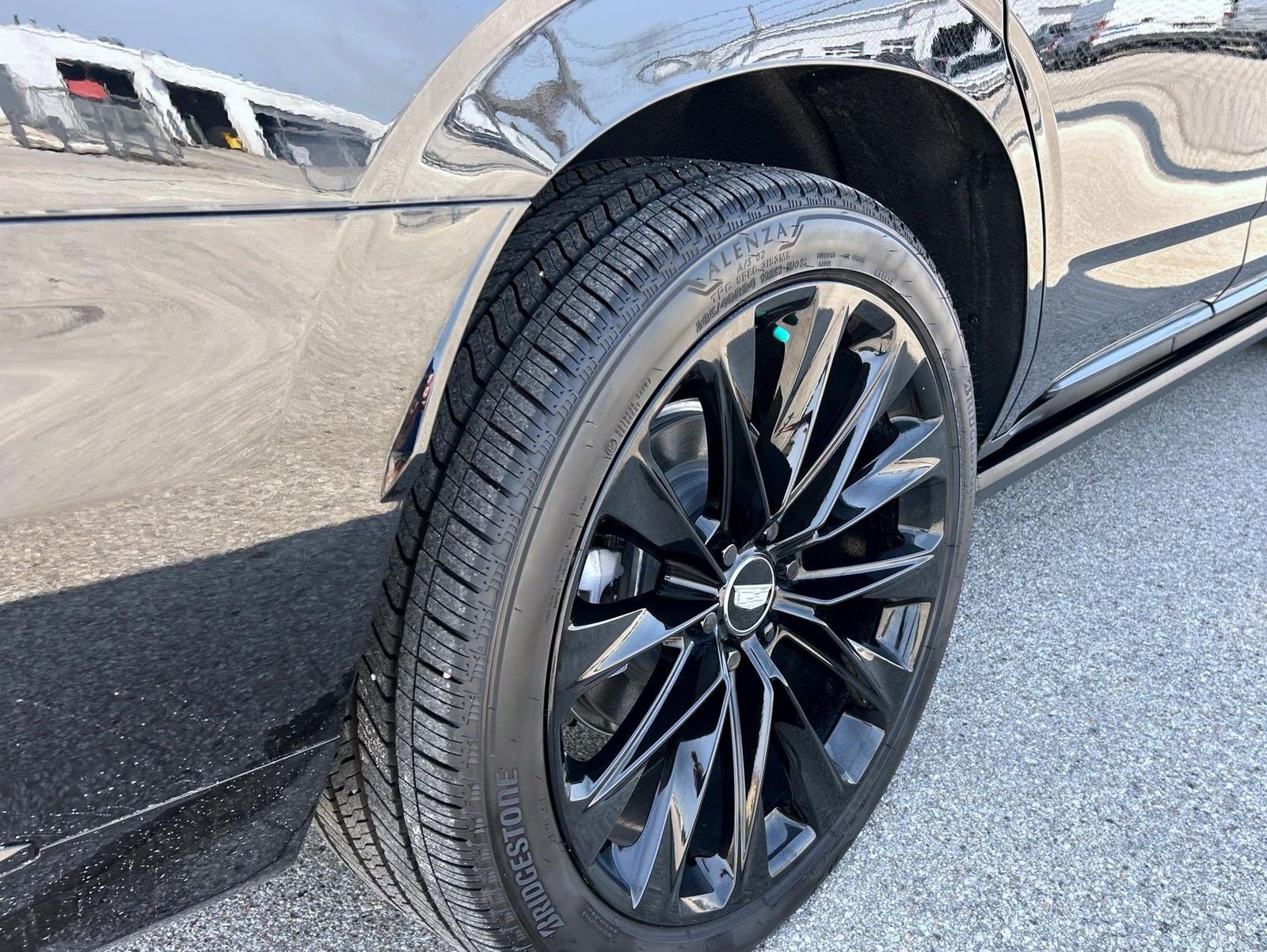 Certified 2026 Cadillac Escalade Platinum Sport w/ LPO, ONYX Package AWD/4WD image 10