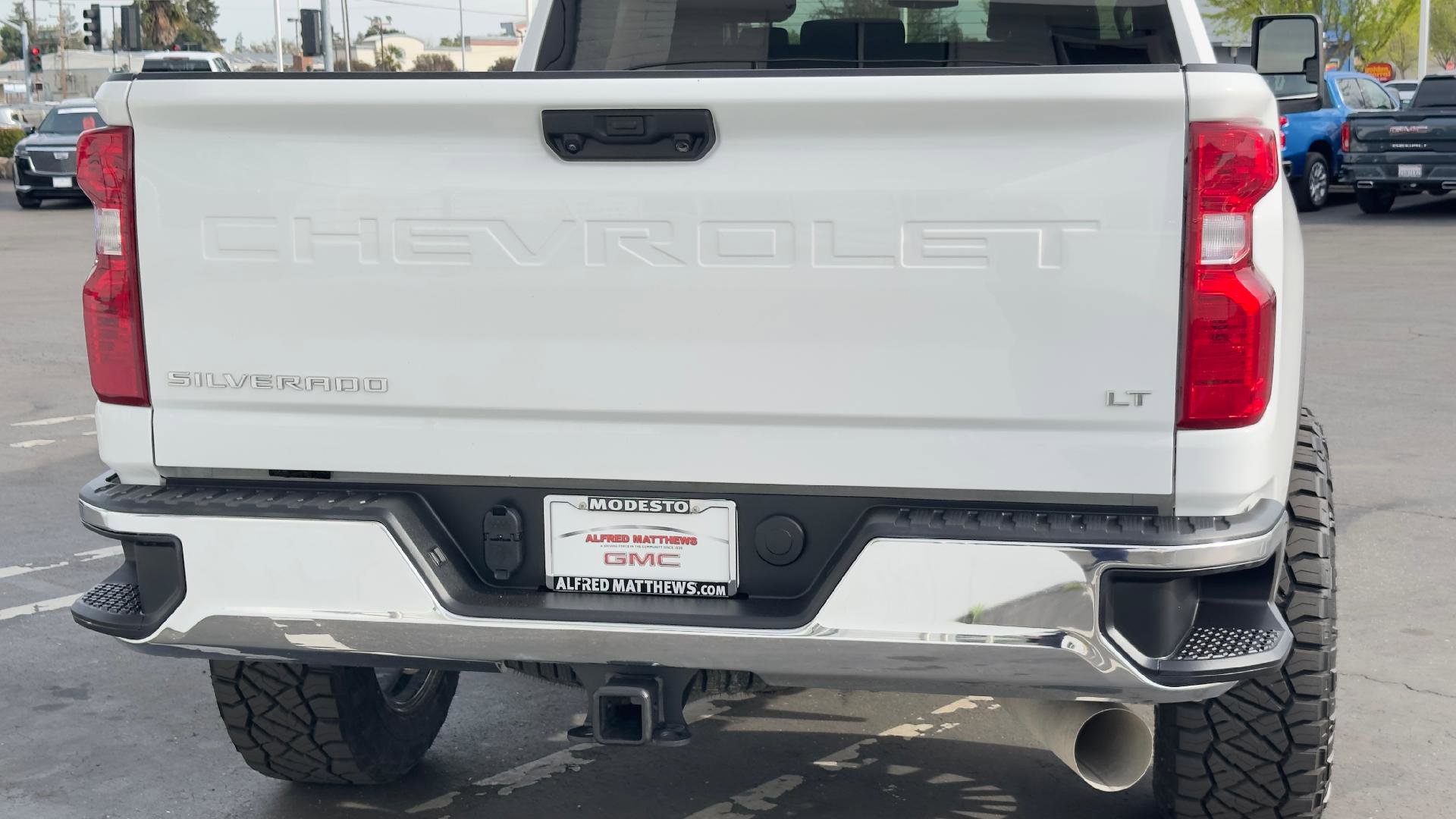 Used 2025 Chevrolet Silverado 2500 LT w/ Convenience Package image 6