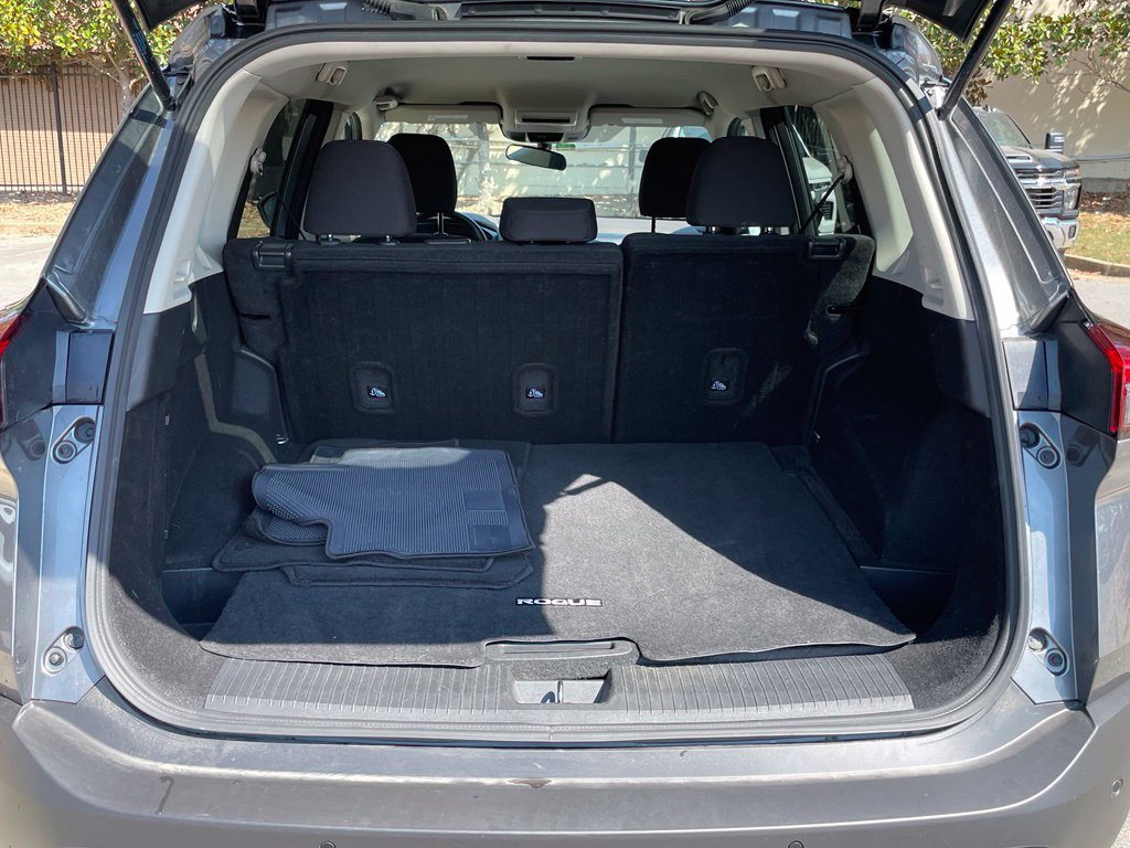 Used 2023 Nissan Rogue S FWD image 7