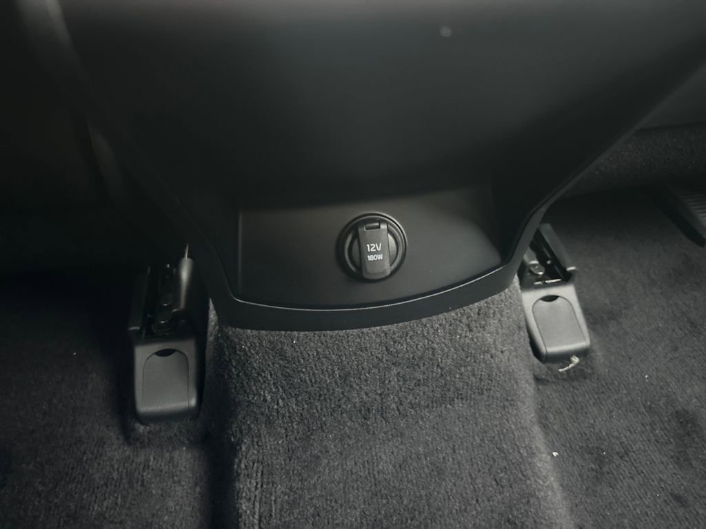 New 2026 Kia Sorento S AWD/4WD image 16