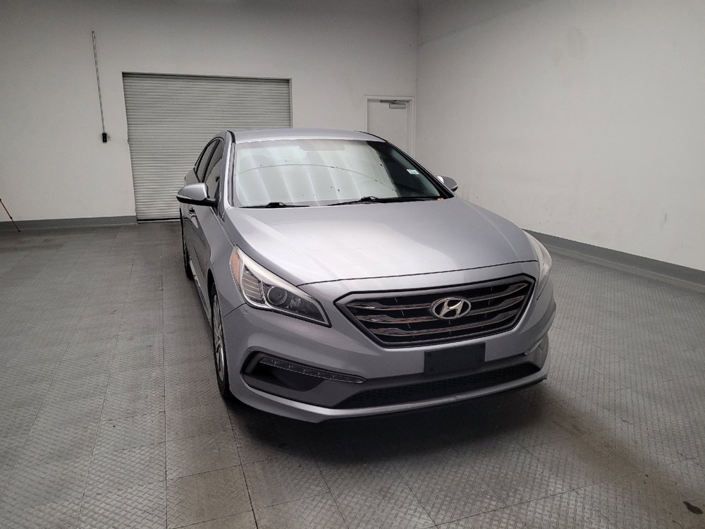 Used 2015 Hyundai Sonata Sport w/ Option Group 03 FWD image 14