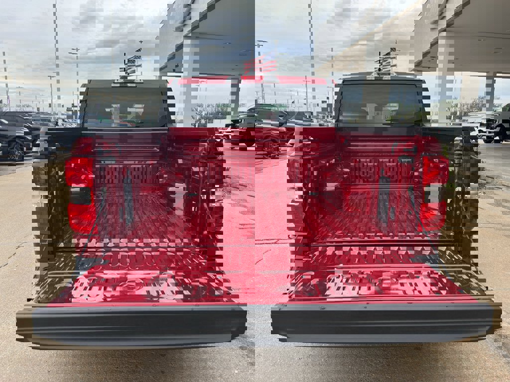 New 2025 Ford Maverick XLT w/ XLT Luxury Package image 9