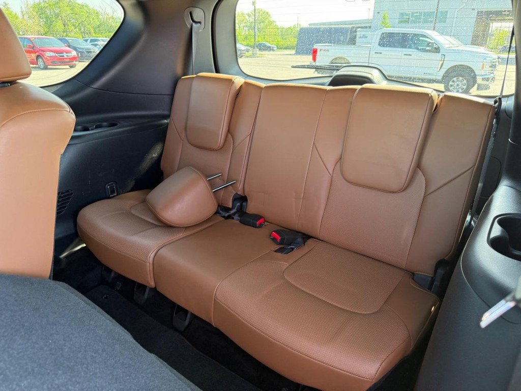 Used 2024 INFINITI QX80 Sensory AWD/4WD image 12