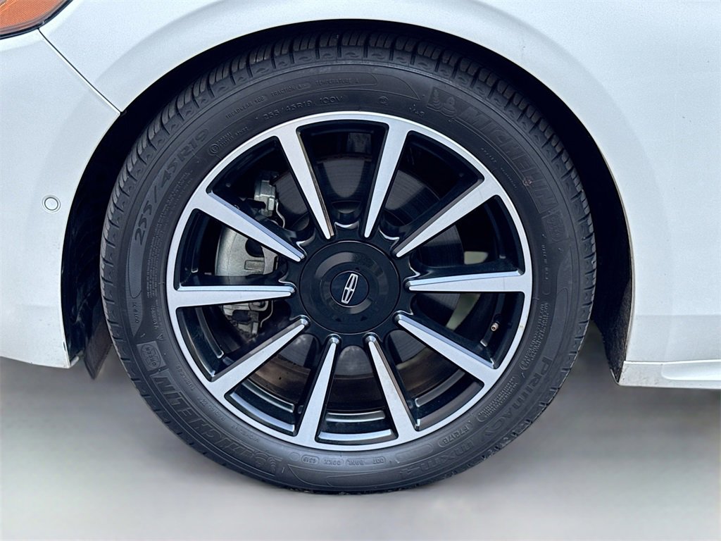 Used 2020 Lincoln Continental Reserve image 34