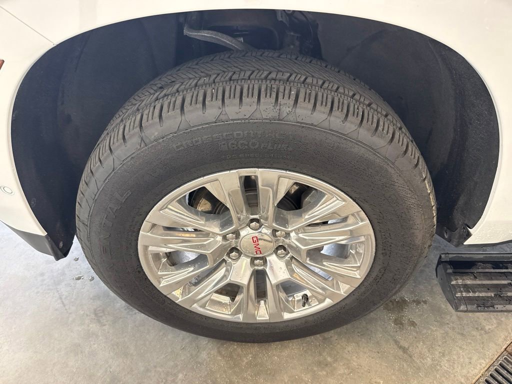 Certified 2025 GMC Yukon XL Denali w/ Sun & Power Step Package AWD/4WD image 23