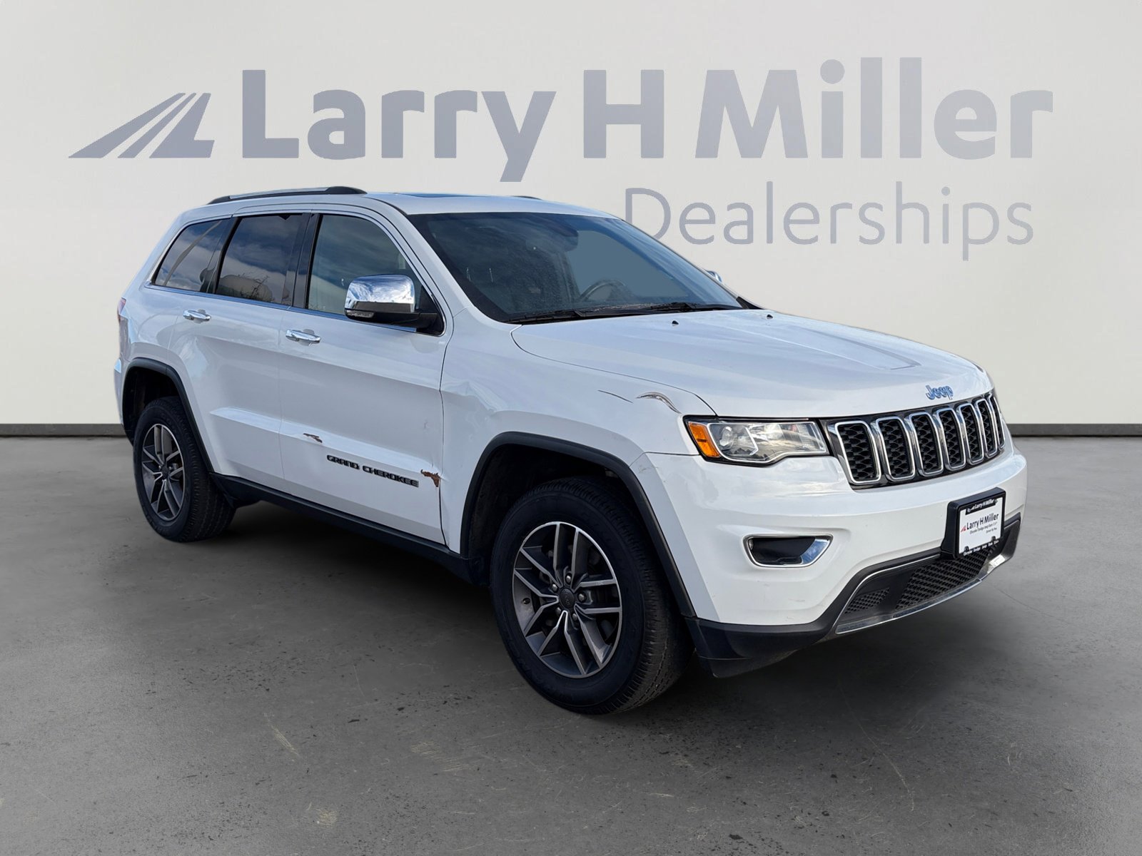 Used 2019 Jeep Grand Cherokee Limited image 8
