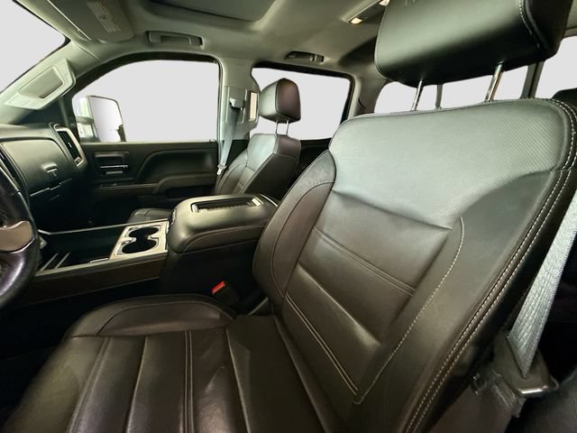 Used 2017 GMC Sierra 3500 Denali w/ Duramax Plus Package AWD/4WD image 22