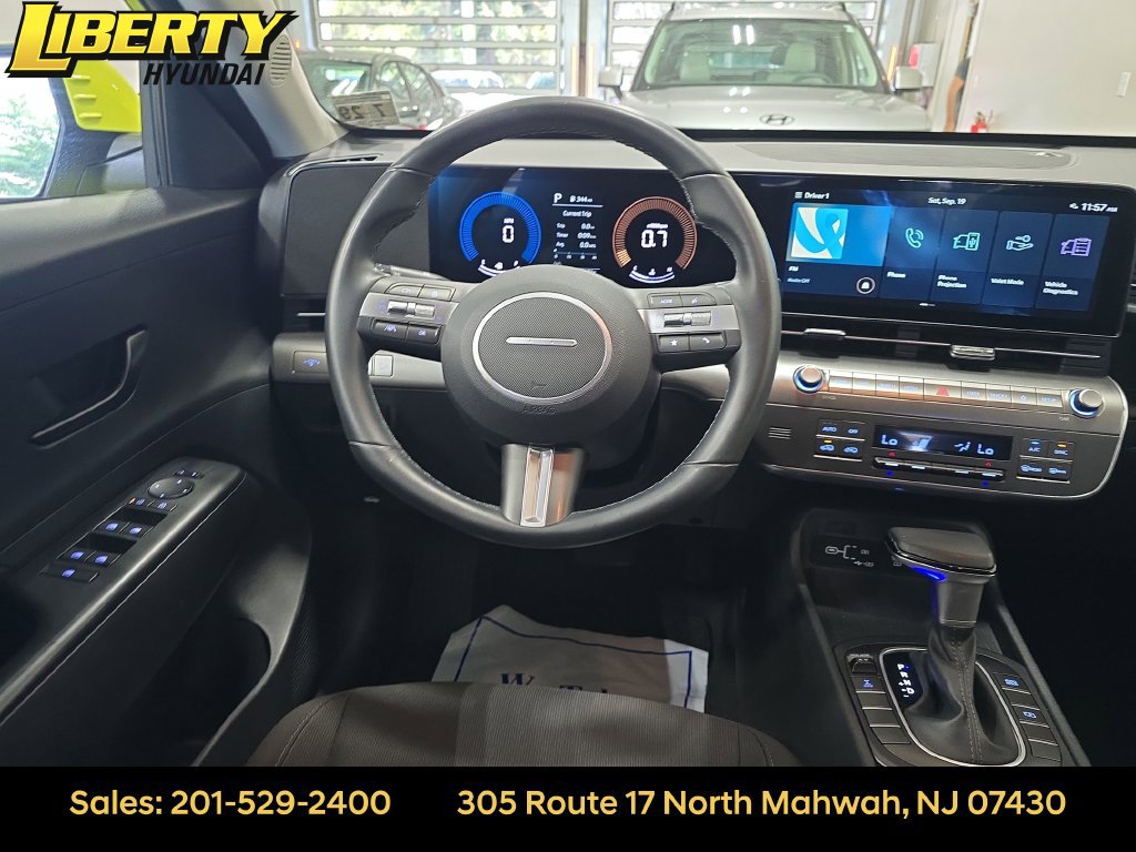 Certified 2024 Hyundai Kona SEL AWD/4WD image 14