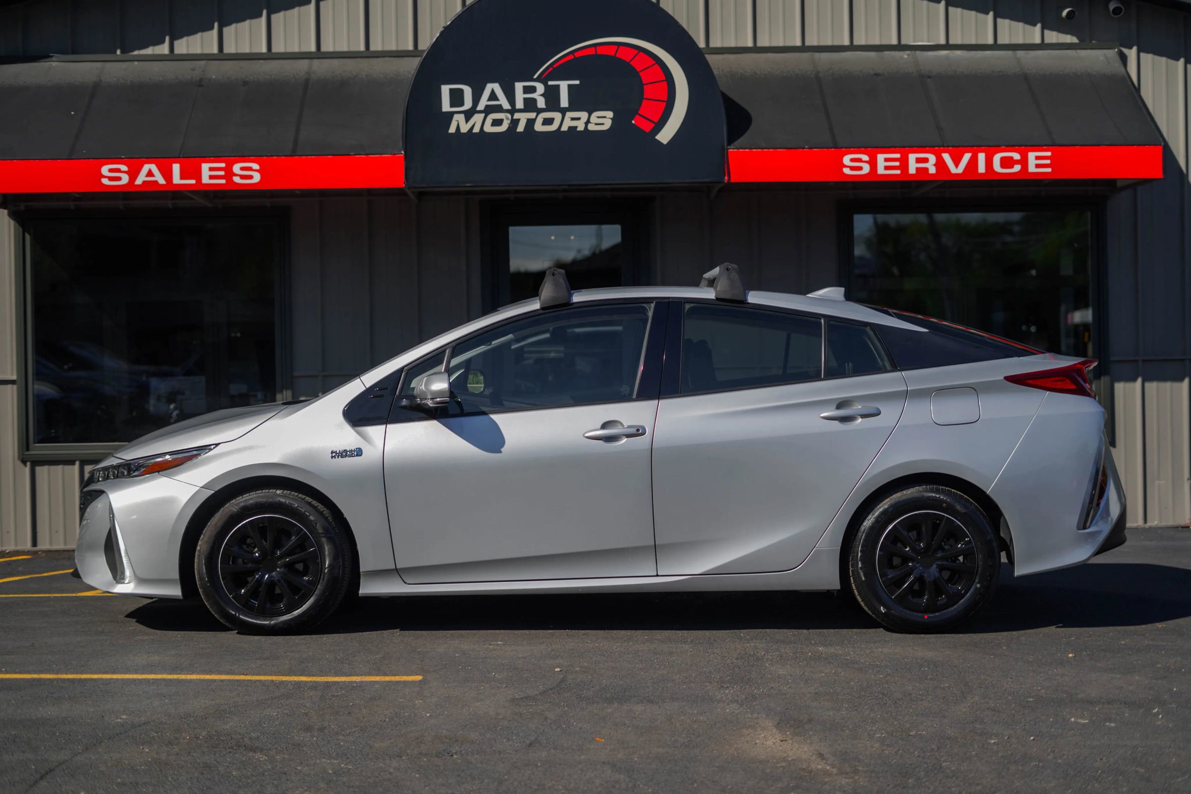 Used 2019 Toyota Prius Prime Plus w/ Carpet Mat Package FWD image 4
