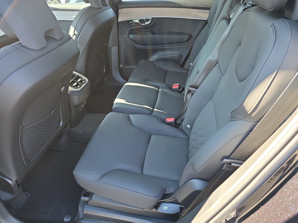 Used 2026 Volvo XC90 B6 Plus w/ Protection Package Premier AWD/4WD image 10